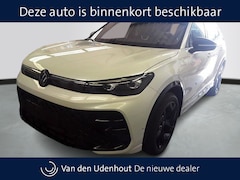 Volkswagen Tiguan - 1.5 TSI 204pk DSG eHybrid R-Line / Trekhaak / Harman&Kardon / HD Matrix LED