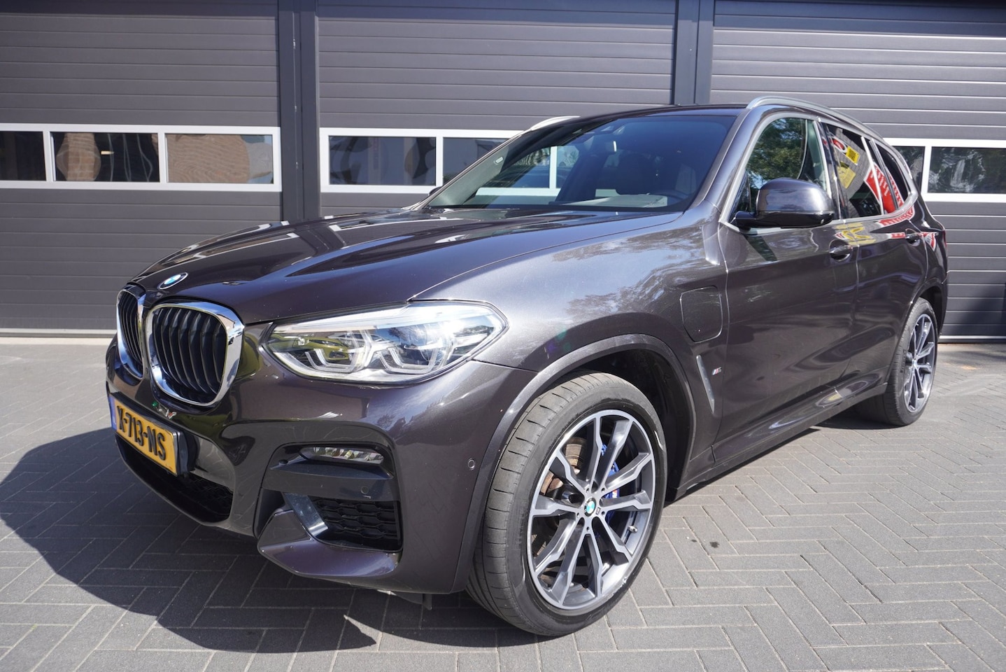 BMW X3 - XDrive30e High Executive M-sport Pano/Camera/Carplay/Navi/Cruise/Stuur- en stoelverwarming - AutoWereld.nl
