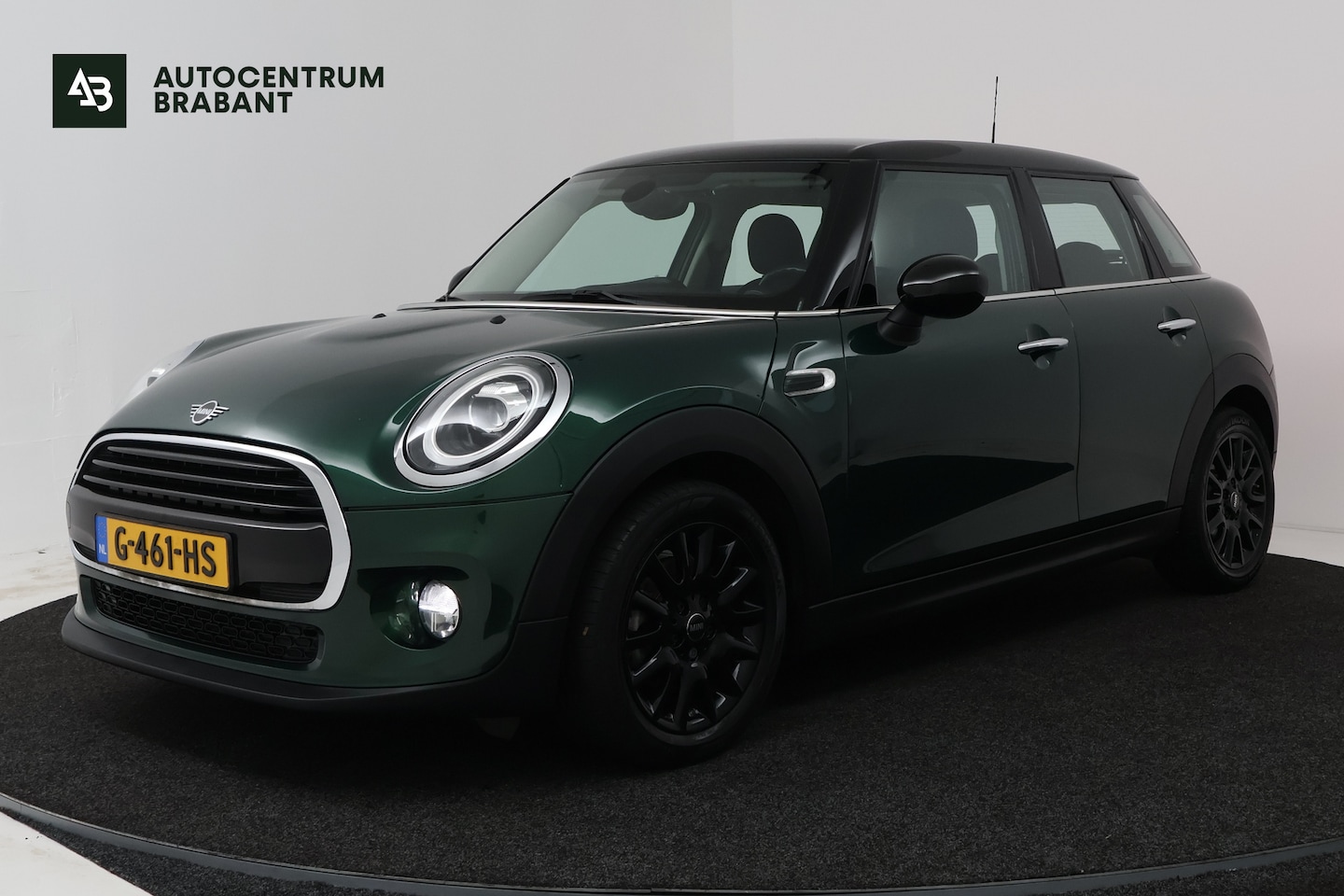 MINI 5-Deurs - 1.5 Cooper Chili (STOELVERWARMING, PARKEERSENSOREN, DEALER ONDERHOUDEN) - AutoWereld.nl