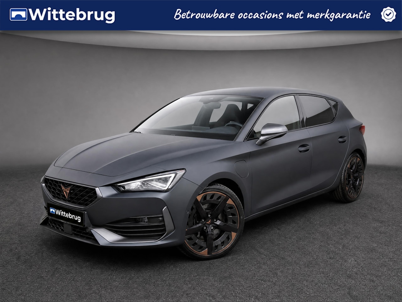 CUPRA Leon - 1.4 e-Hybrid 245pk Performance DSG Automaat / Navigatie / Full LED / LM 19 inch / Camera / - AutoWereld.nl