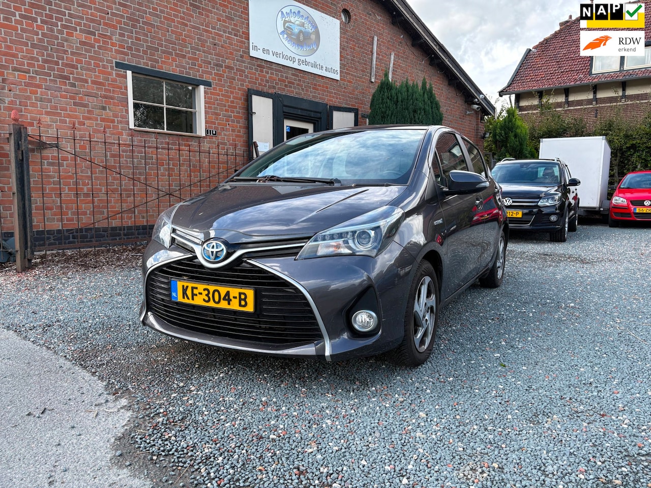 Toyota Yaris - 1.5 Hybrid Trend 1.5 Hybrid Trend ( Climate controle + achteruitrijcamera + Elektrische ramen ) - AutoWereld.nl
