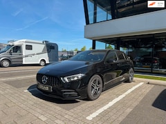 Mercedes-Benz A-klasse - 220 Premium Plus l PANORAMADAK l MOTOR KAPOT