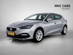 SEAT Leon - 1.0 eTSI Style Business Intense | Trekhaak | Navi | Clima | 12 maanden BOVAG |