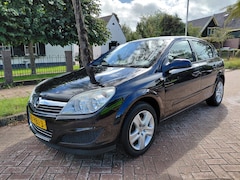 Opel Astra - 1.6 Business