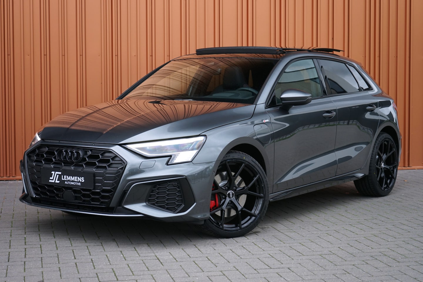 Audi A3 Sportback - 45 TFSI e S-line 245PK Panodak RS-stoel Memory Head up Matrix B&O ACC Sfeerv. - AutoWereld.nl