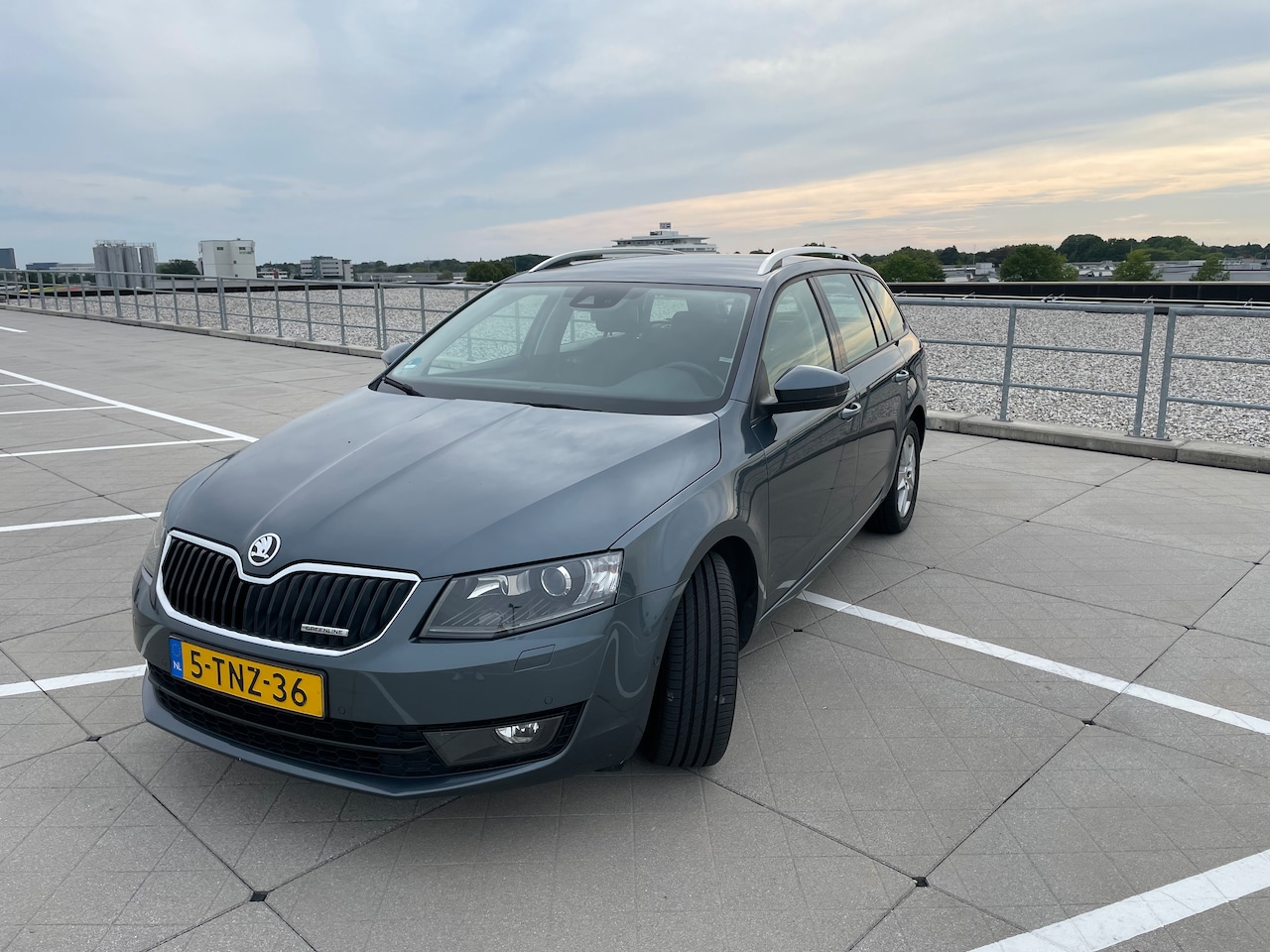 Skoda Octavia Combi - 1.6 TDI Greenline TDI - AutoWereld.nl