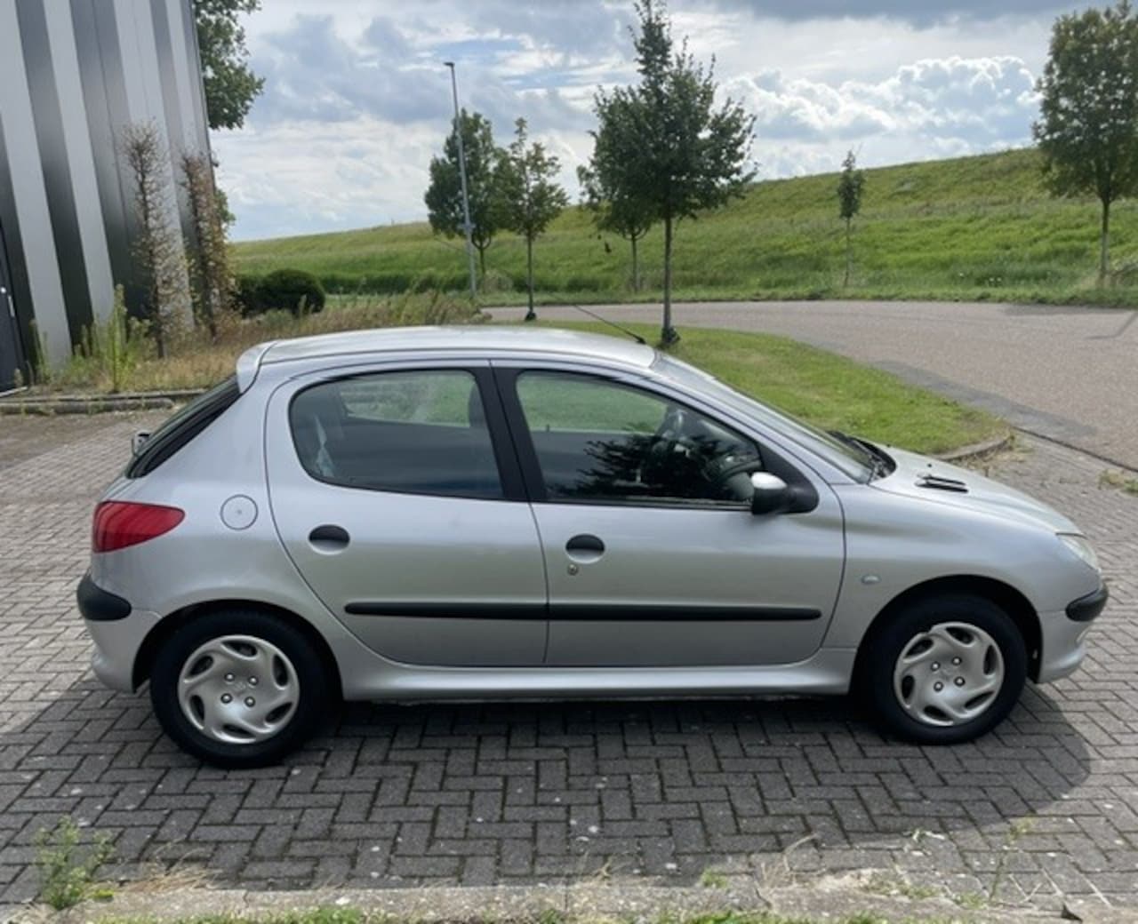 Peugeot 206 - 1.6-16V GentryPeugeot 206 1.6-16V Gentry l Automaat l Dealeronderhouden - AutoWereld.nl