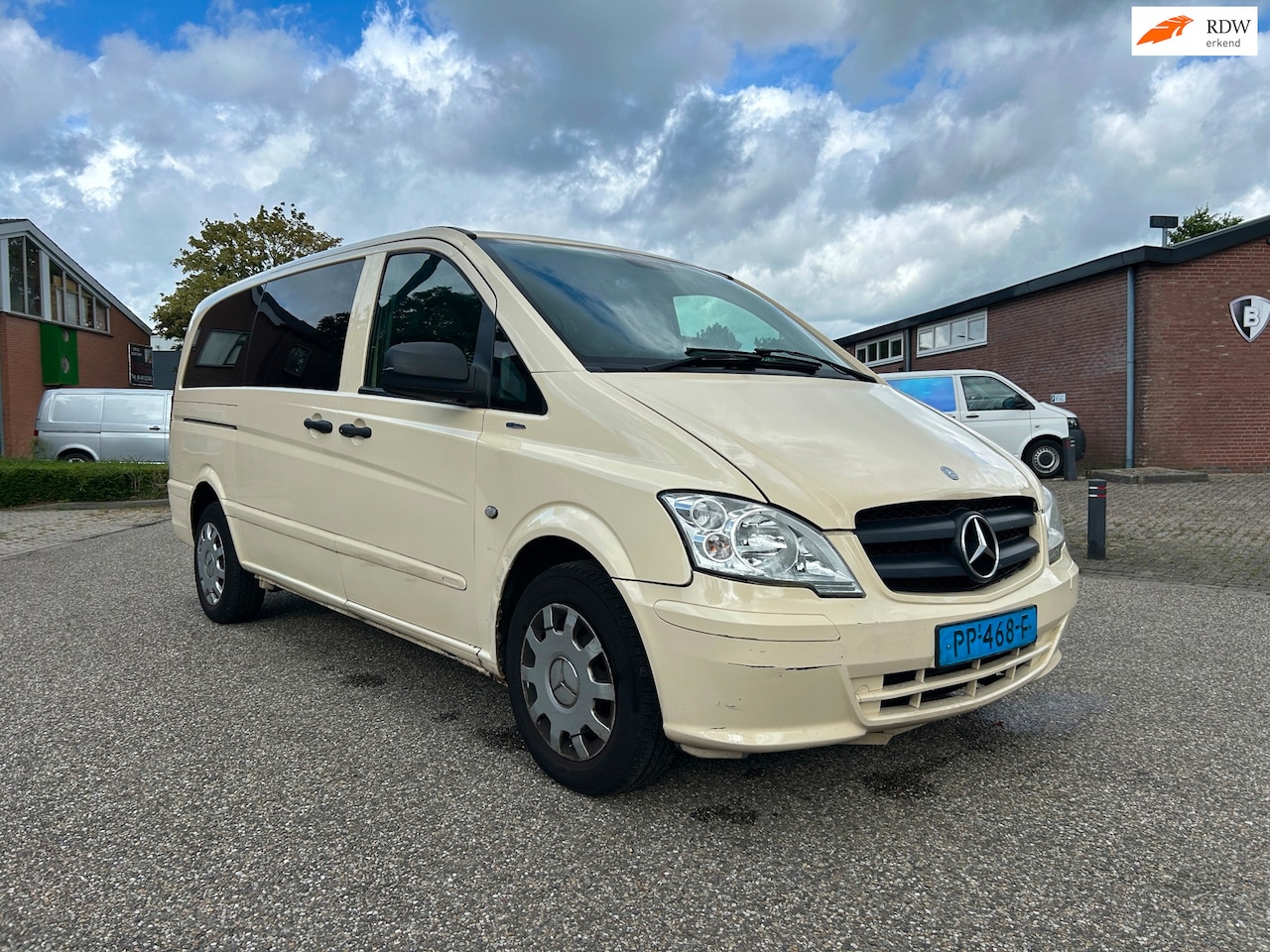 Mercedes-Benz Vito - 116 CDI 320 Lang 9 Personen - AutoWereld.nl