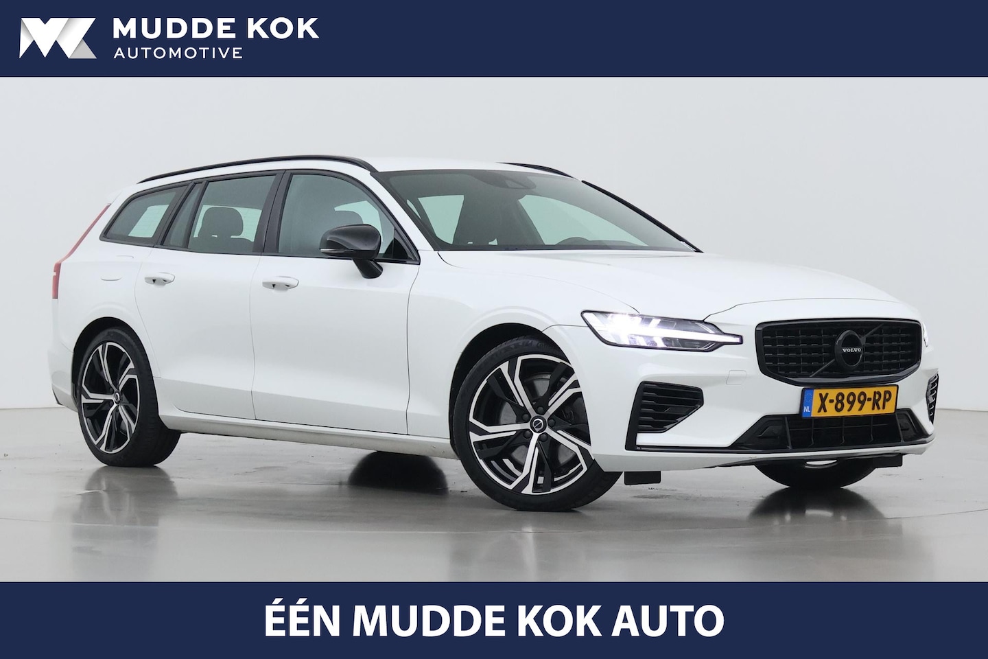 Volvo V60 - 2.0 T6 Twin Engine AWD R-Design | Trekhaak | Camera | 19 inch | Leder | Stoelverwarming - AutoWereld.nl