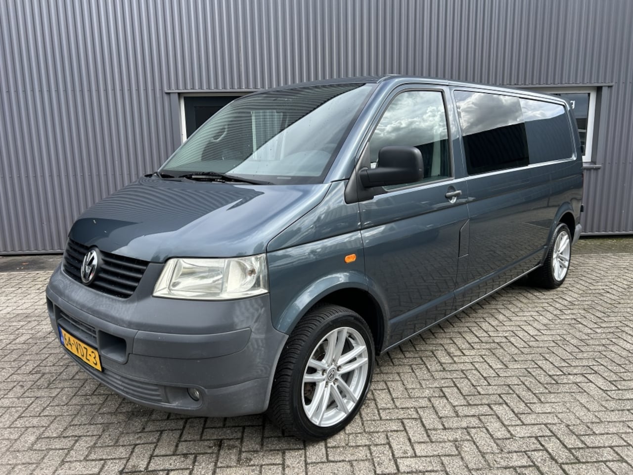 Volkswagen Transporter - 2.5 TDI 340 DC Cruise LMV 17" Airco APK! - AutoWereld.nl