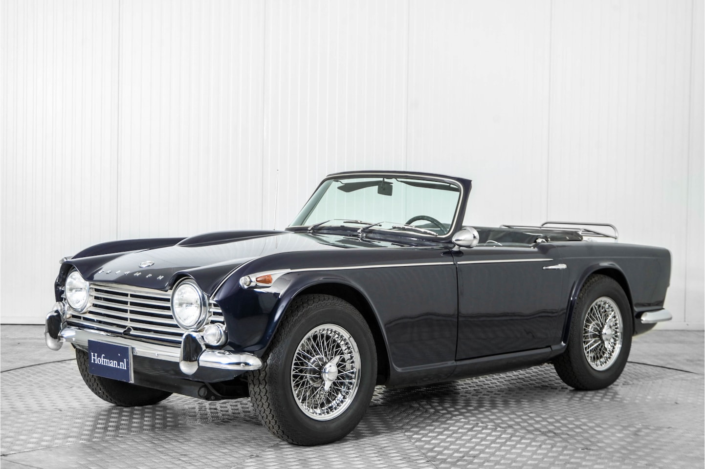 Triumph TR4 - AutoWereld.nl