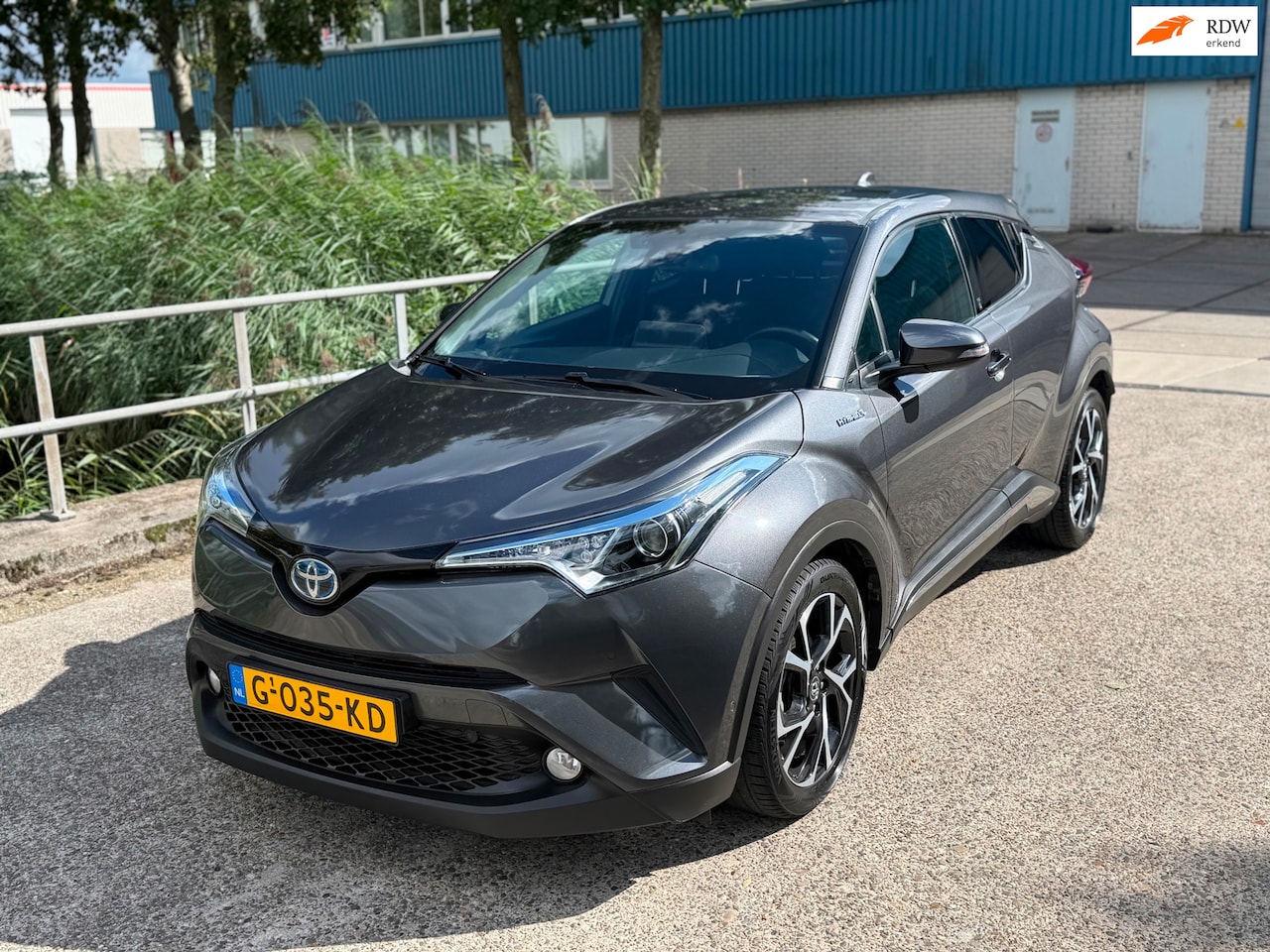 Toyota C-HR - 1.8 Hybrid Style!2019!Navi!Lm. velgen!Clima! - AutoWereld.nl