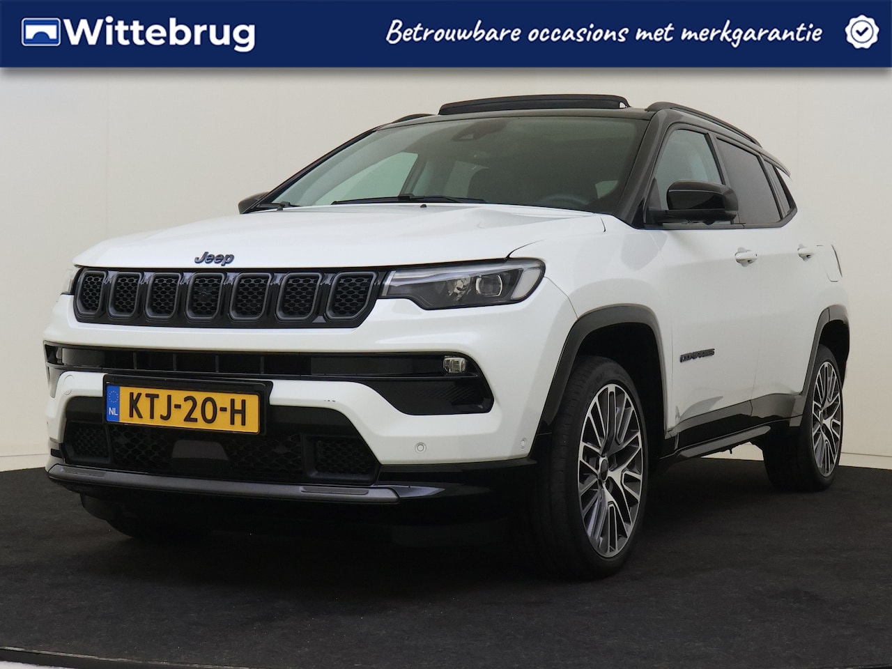 Jeep Compass - 4xe 240 Plug-in Hybrid Electric S FULL OPTIONS !!! OPEN DAK !! - AutoWereld.nl