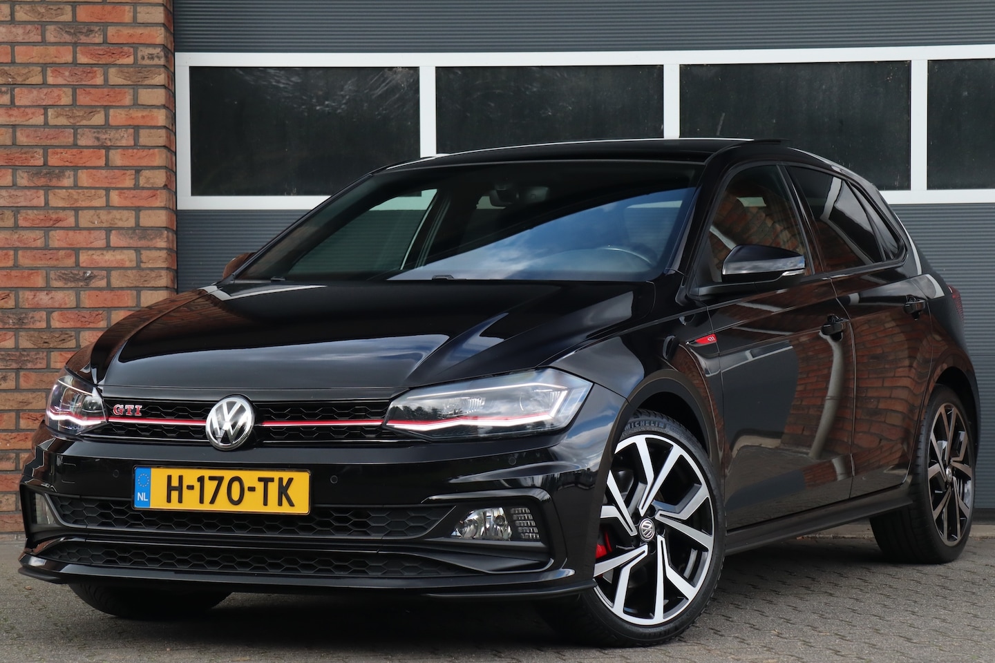Volkswagen Polo - 2.0 TSI GTI 2.0 TSI GTI, Pano, sfeerverlichting - AutoWereld.nl