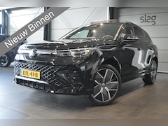 Volkswagen Tiguan - 1.5 eHybrid 3X R-Line Black Style head up pano 20 inch 272 pk