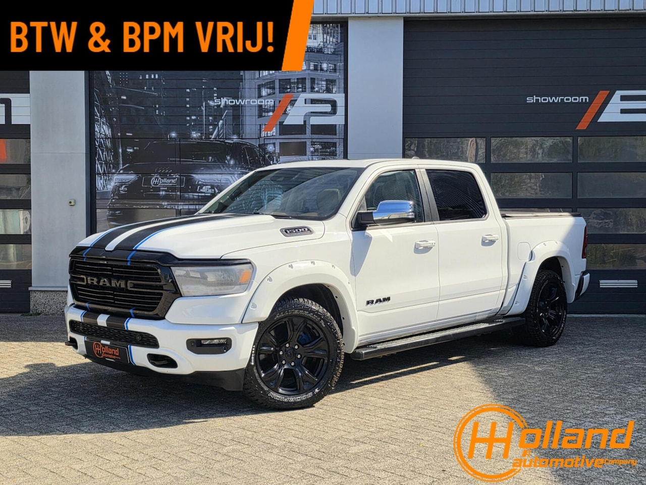 Dodge Ram 1500 - 4X4 5.7 V8 Crew Cab Laramie| MARGE! | VOL OPTIES! - AutoWereld.nl