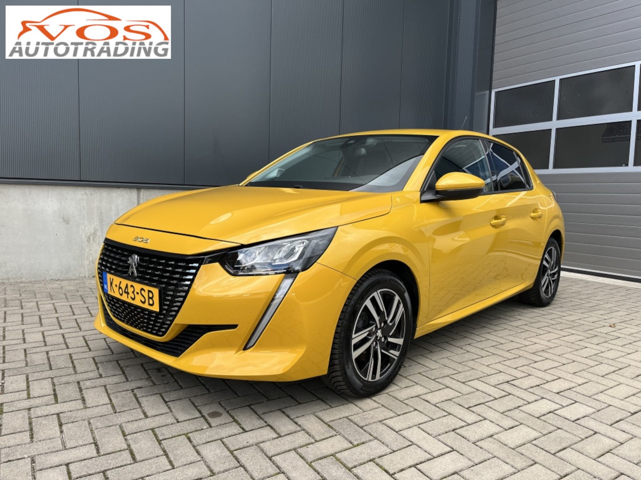 Peugeot 208 - 1.2 PureTech Allure/Carplay/Cruise - AutoWereld.nl
