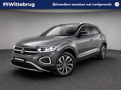Volkswagen T-Roc - 1.5 TSI 150PK Style / Afneembare Trekhaak / Achteruitrijcamera / Elektrische Achterklep /
