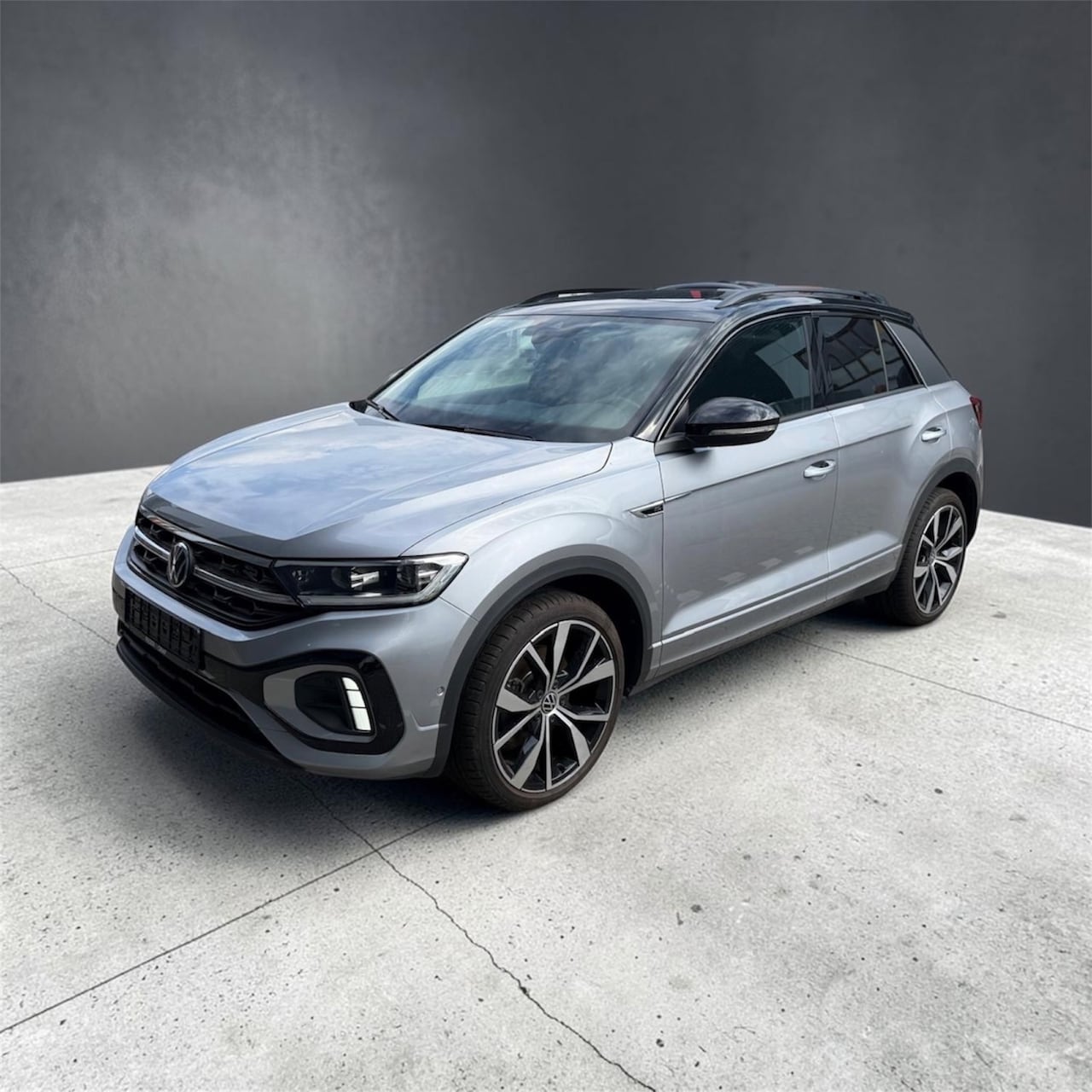 Volkswagen T-Roc - 1.5 TSI R-Line Black edition IQ-Pano-keyless - AutoWereld.nl