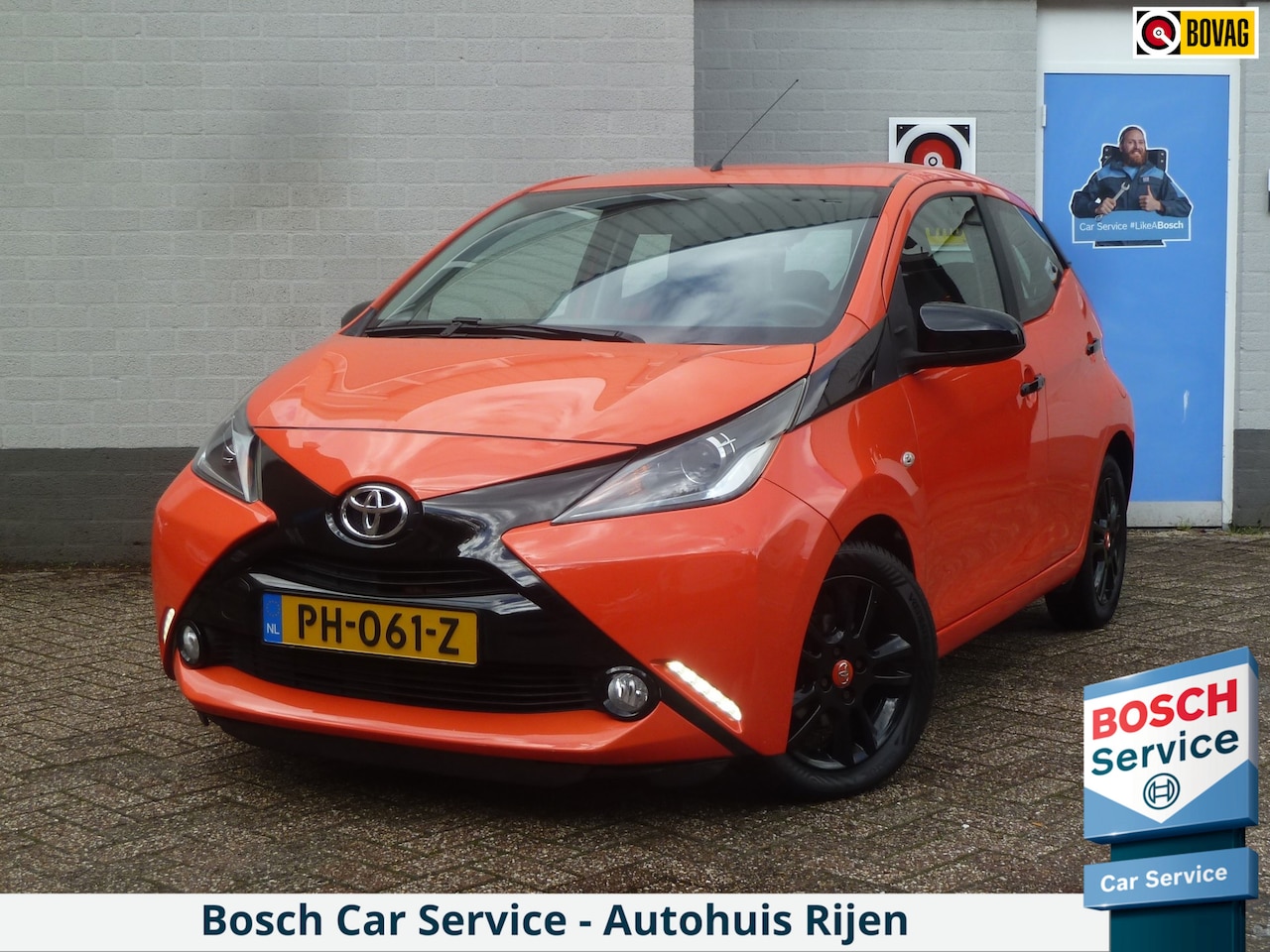 Toyota Aygo - 1.0 VVT-i x-cite|Camera|Keyless-Entry/Go|Climate-Control|LM-Velgen|Cruise/Limiter - AutoWereld.nl