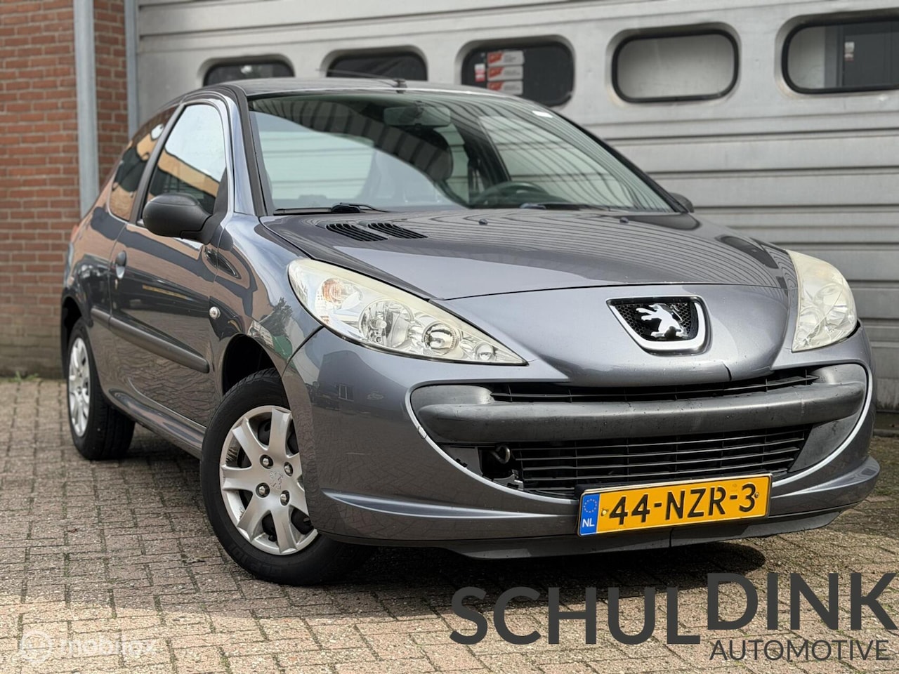 Peugeot 206 - 1.1 XR ELEKTRISCHE RAMEN|STUURBEKRACHTIGING - AutoWereld.nl