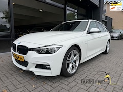 BMW 3-serie Touring - 318i M Sport Edition / apk 8-2027