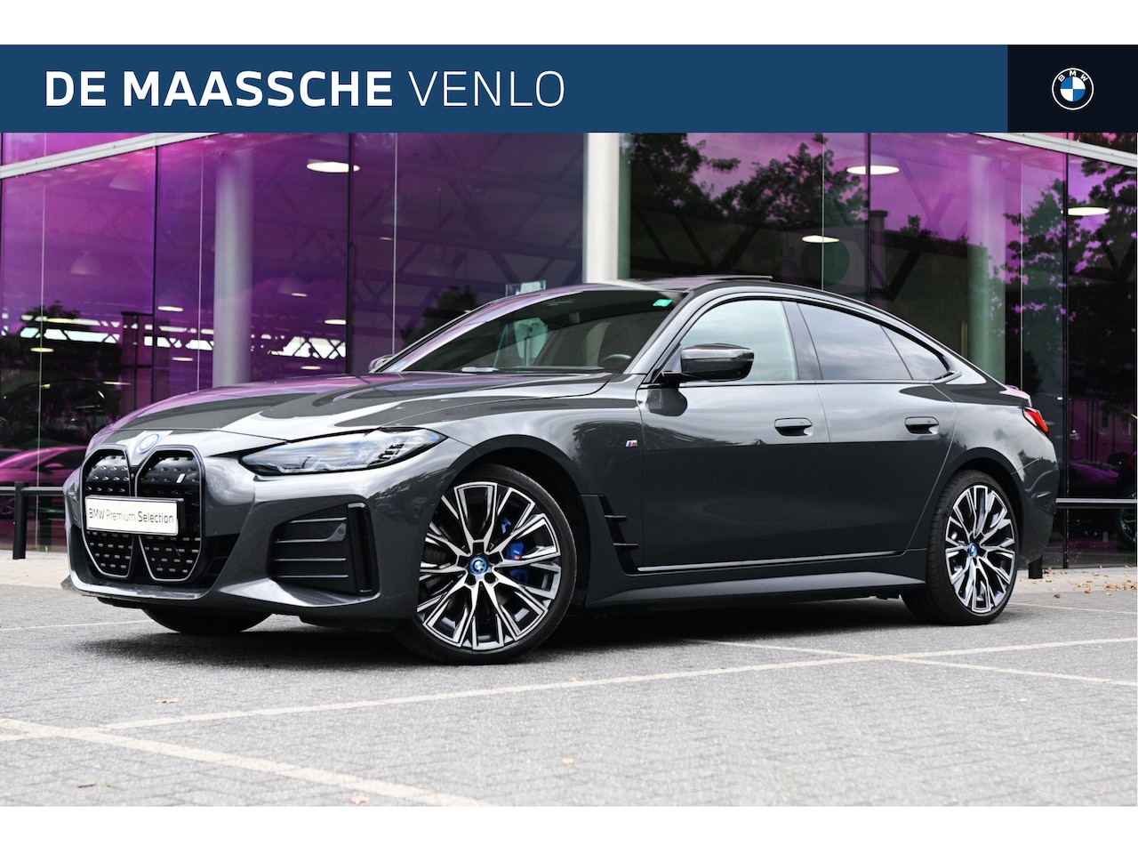 BMW i4 - eDrive40 High Executive M Sport / Schuif-kanteldak / Trekhaak / M Sportstoelen / Comfort A - AutoWereld.nl