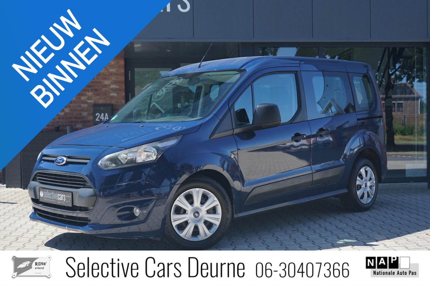 Ford Tourneo Connect - 1.0 EcoBoost 74kW Trend , Nieuwe Distributie, Cruise, Clima, 5-zitter. - AutoWereld.nl