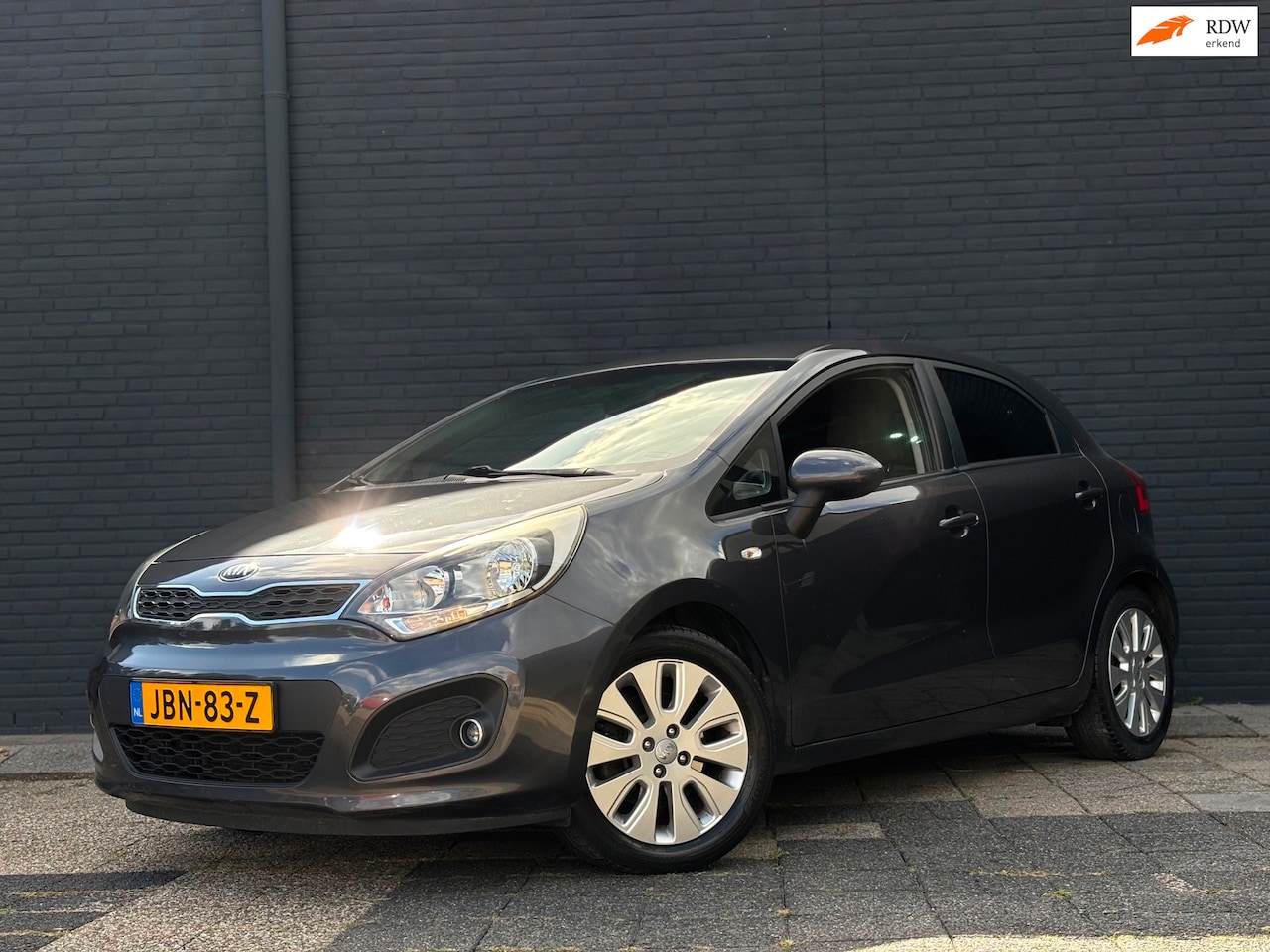 Kia Rio - 1.2 CVVT Plus Pack | Stoelverwarming | Stuurverwarming | Climate Control - AutoWereld.nl