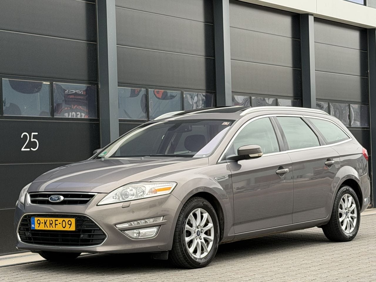 Ford Mondeo - 1.6 TDCi ECOnetic Lease Platinum 1.6 TDCi ECOnetic Lease Platinum - AutoWereld.nl
