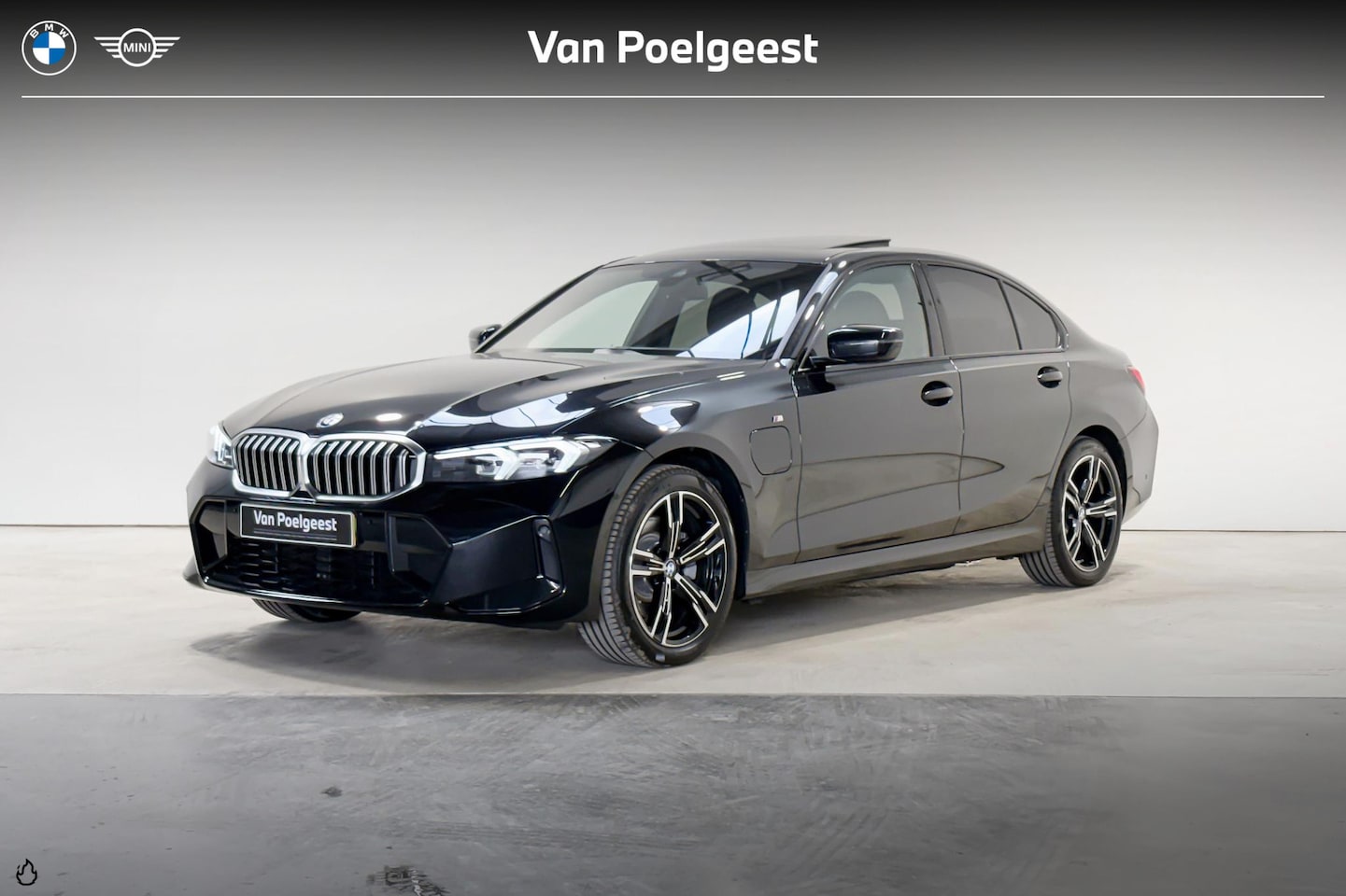 BMW 3-serie - Sedan 330e M Sportpakket | M Sport | Comfort Pack - AutoWereld.nl