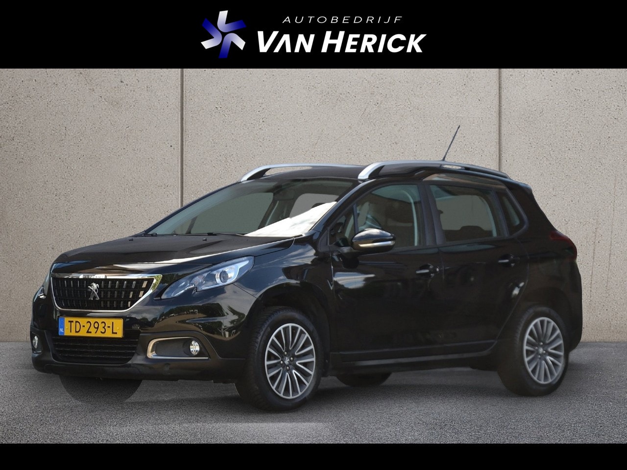 Peugeot 2008 - 1.2 PureTech Active | Navigatie | Trekhaak | Cruise Control - AutoWereld.nl