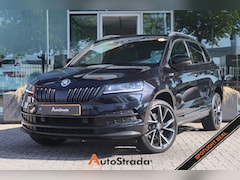 Skoda Karoq - 1.5 SportLine TSI ACT 150pk | Trekhaak | Stoelverwarming | Virtual | Camera | Keyless | Sf