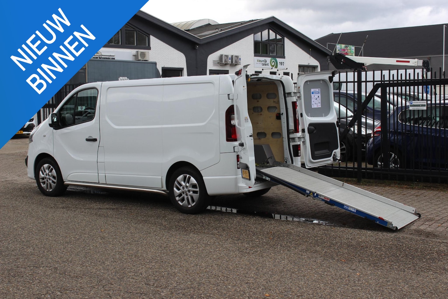 Opel Vivaro - 1.6 CDTI L1H1 Oprijplaat! - AutoWereld.nl