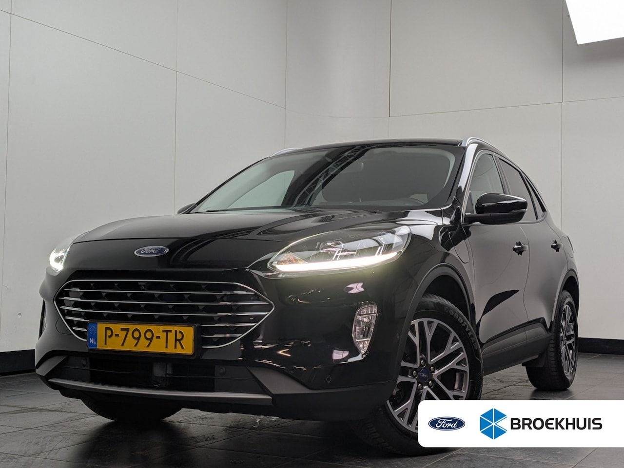 Ford Kuga - 2.5 PHEV Titanium | 1e Eigenaar! | Cruise Adaptive | Navi | Camera | Clima | BLIS | Parkee - AutoWereld.nl