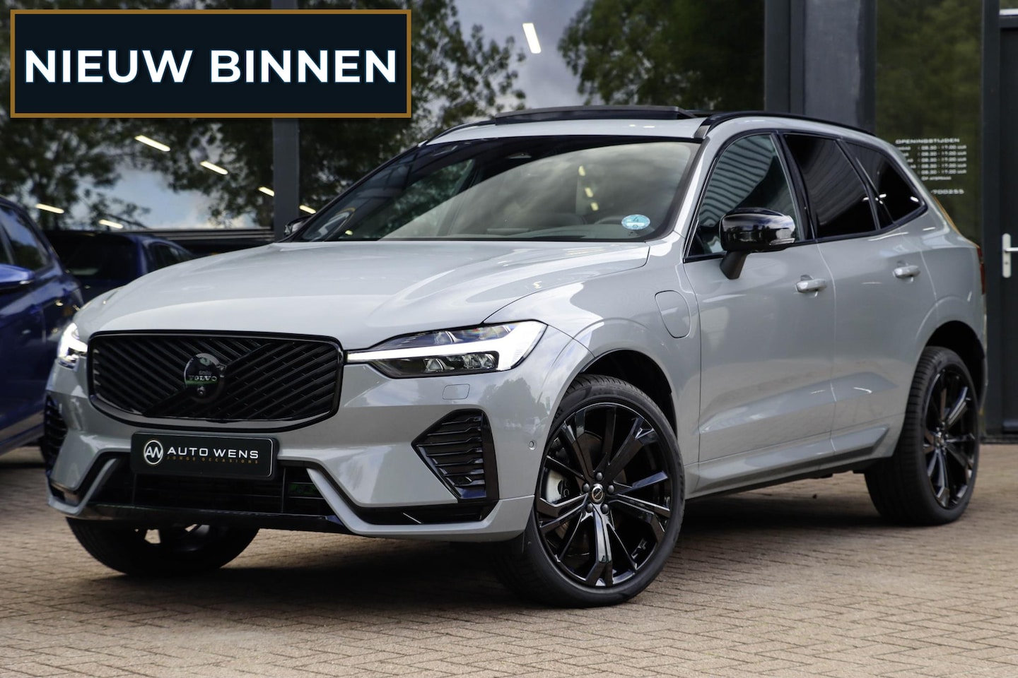 Volvo XC60 - T6 AWD Plus Black Edition | Luchtvering | Trekhaak | Pano | 360 Cam | 21 inch - AutoWereld.nl