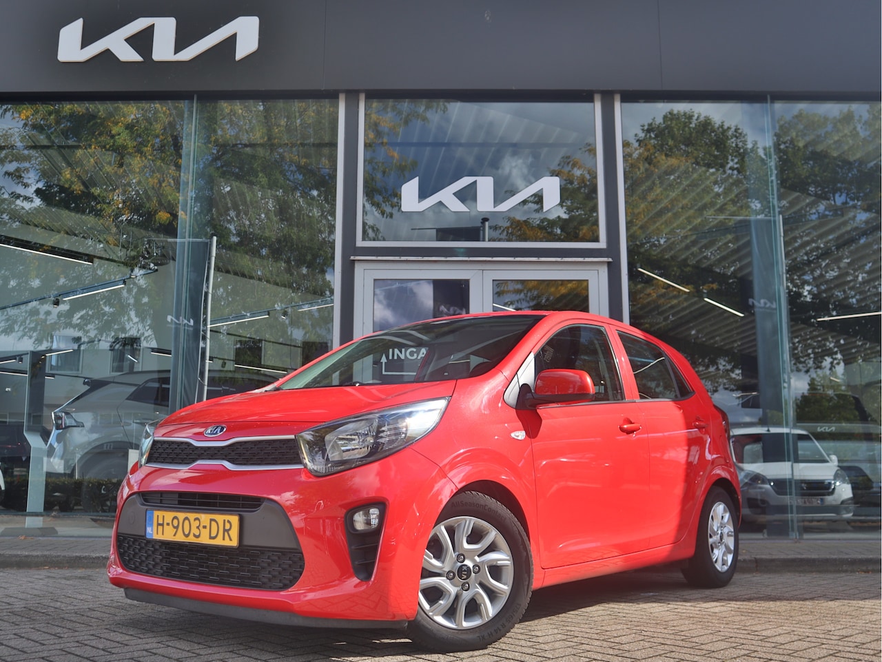 Kia Picanto - 1.0 MPi ComfortPlusLine | All-Seasons | Camera | Airco | Carplay/Android auto | - AutoWereld.nl