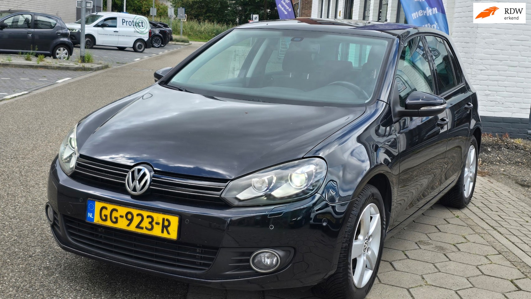 Volkswagen Golf - 1.2 TSI Trendline*zeer nette auto*dealer onderhoud*nap*apk*airco*dtoelverwarming*velgen*in - AutoWereld.nl