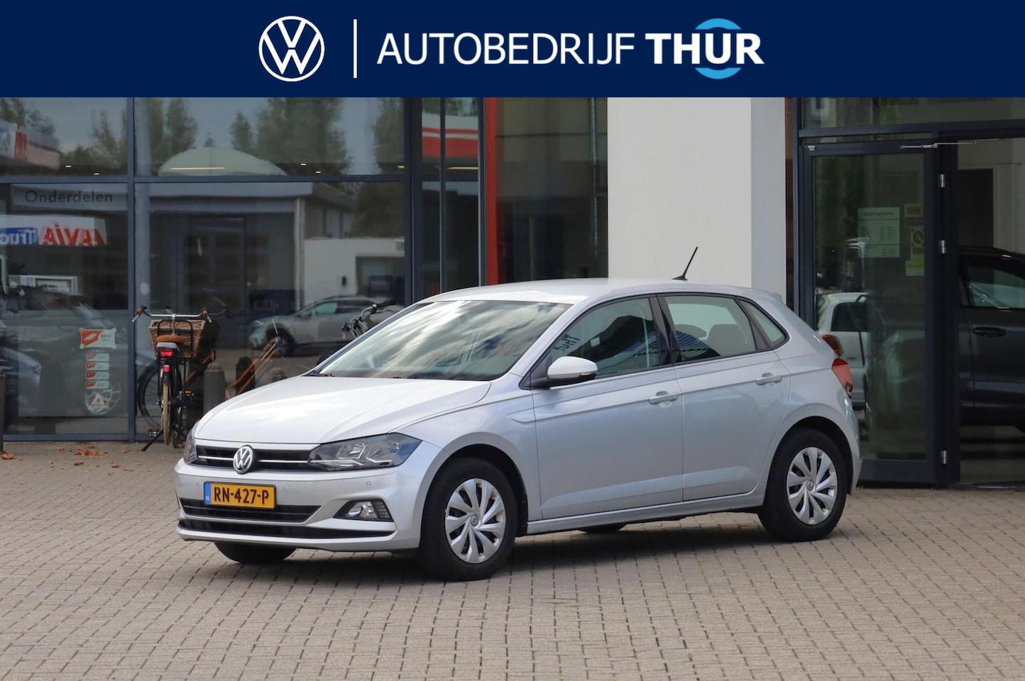 Volkswagen Polo - 1.0 TSI Comfortline 1.0 TSI Comfortline 95PK / 70kW, 2e eigenaar nieuw door ons geleverd & onderhouden, elektr - AutoWereld.nl