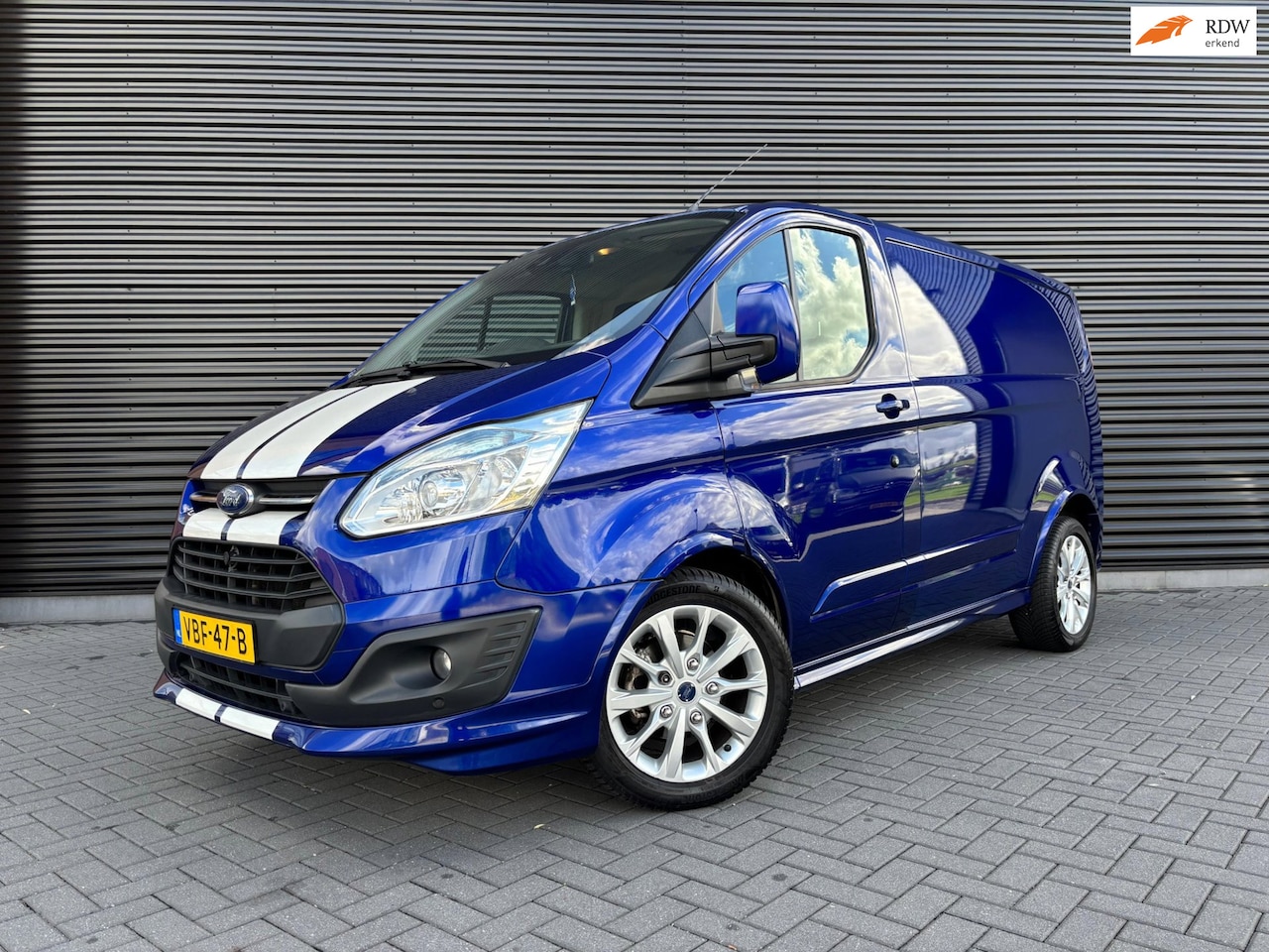 Ford Transit Custom - 290 2.2 TDCI L1H1|CAMERA|BLUETOOTH| SENSOREN| CRUISE| ELEK STOELEN| AIRCO| - AutoWereld.nl