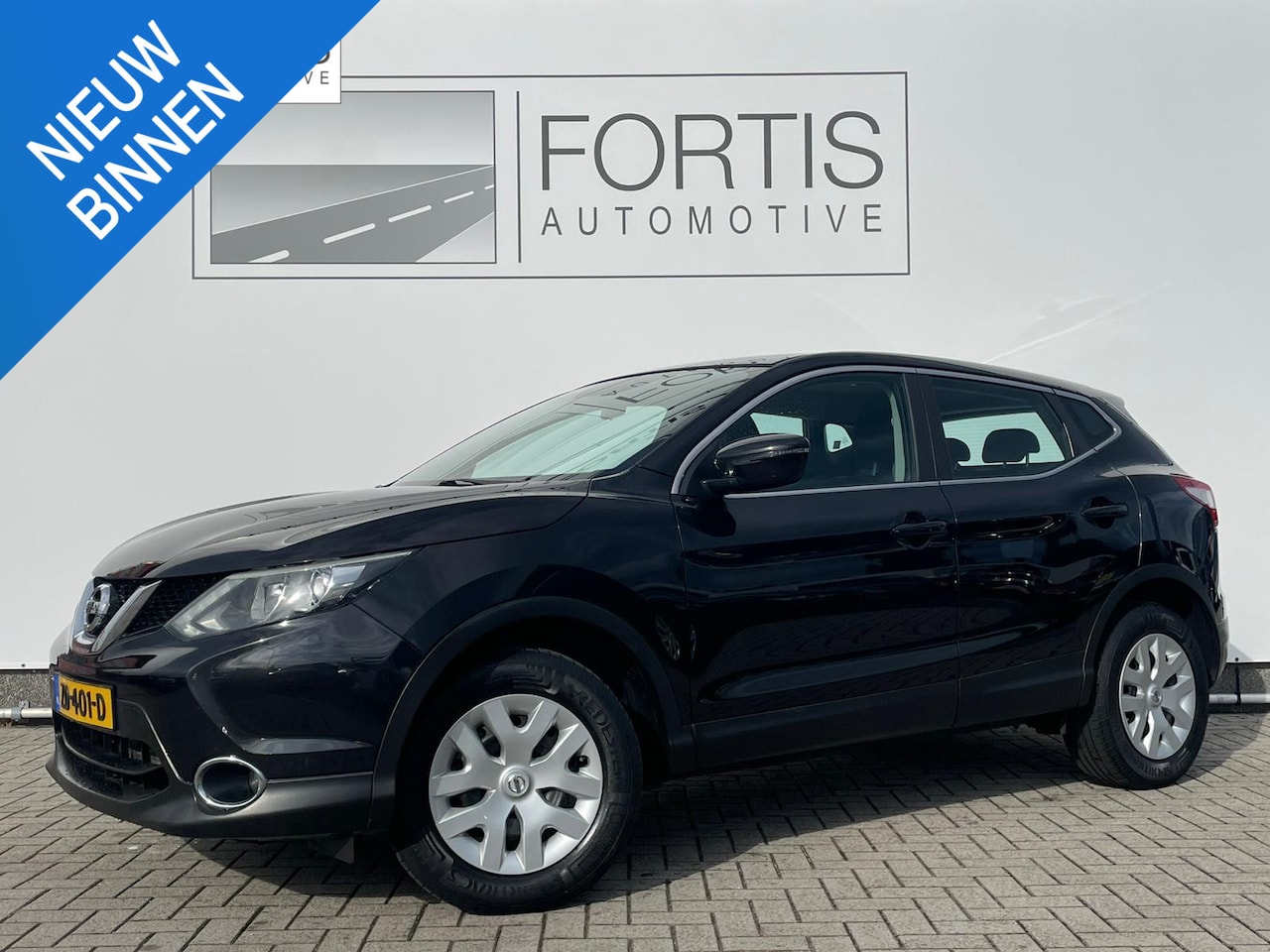 Nissan Qashqai - 1.2 Acenta AUTOMAAT | TREKHAAK - AutoWereld.nl