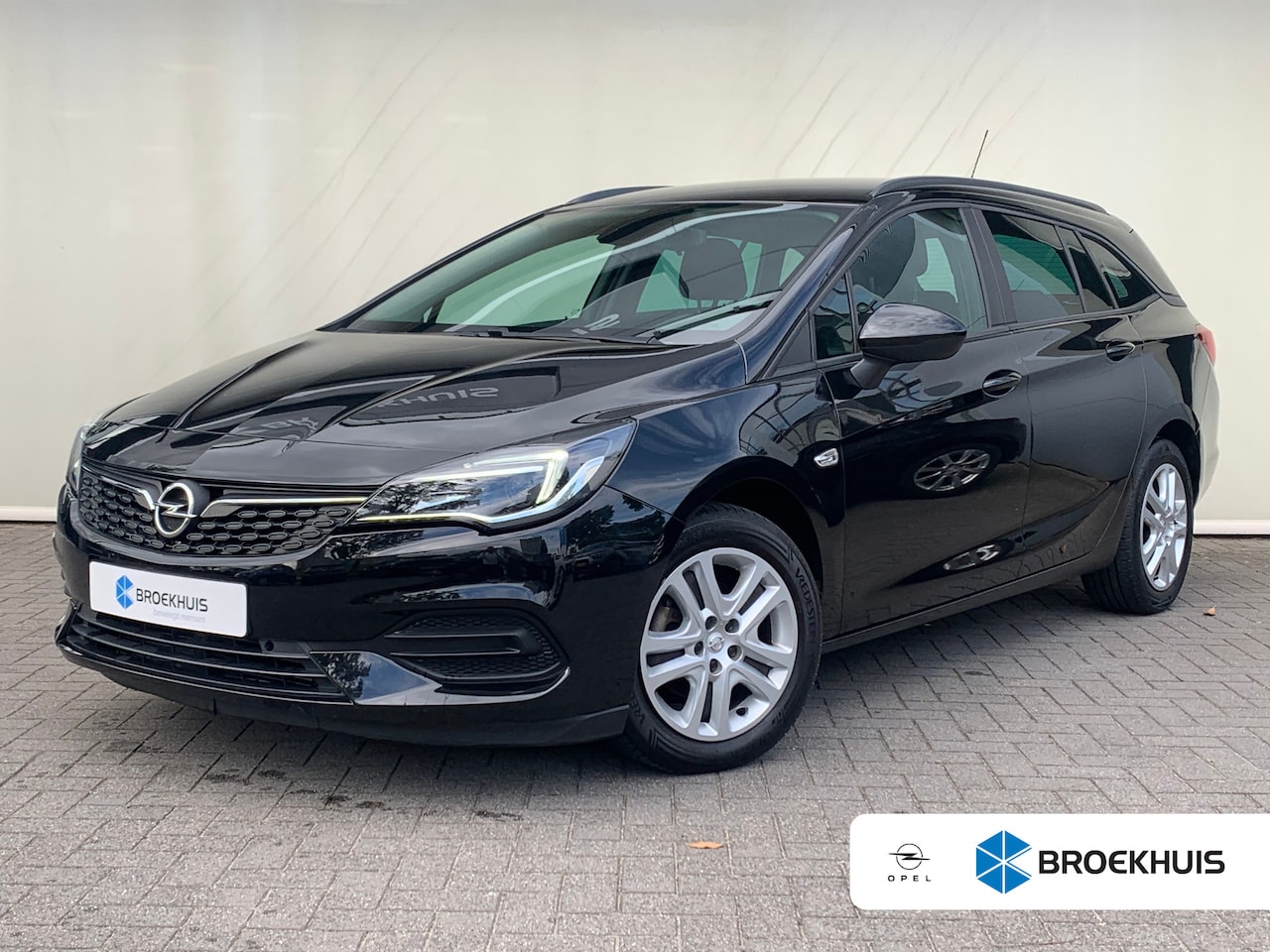 Opel Astra Sports Tourer - 1.2 Edition Airco | AppleCarplay/ Android Auto | Cruise Control | DAB | PDC Achter | - AutoWereld.nl