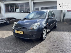 Ford Fiesta - 1.3-8V Style AIRCO/ NIEUWE APK
