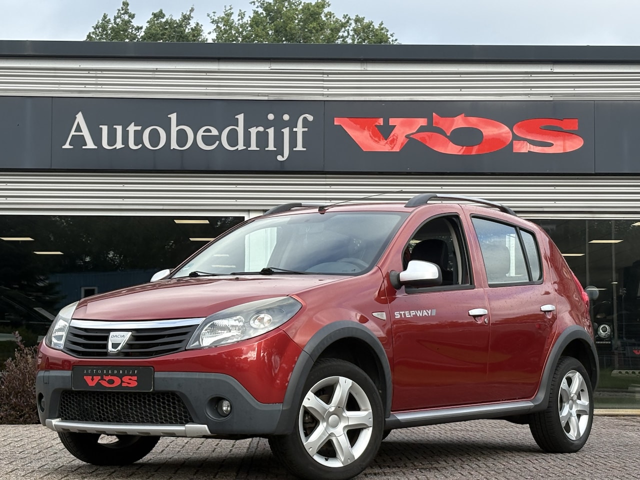 Dacia Sandero Stepway - 1.6 | Trekhaak | All Season | Distributieriem vv - AutoWereld.nl