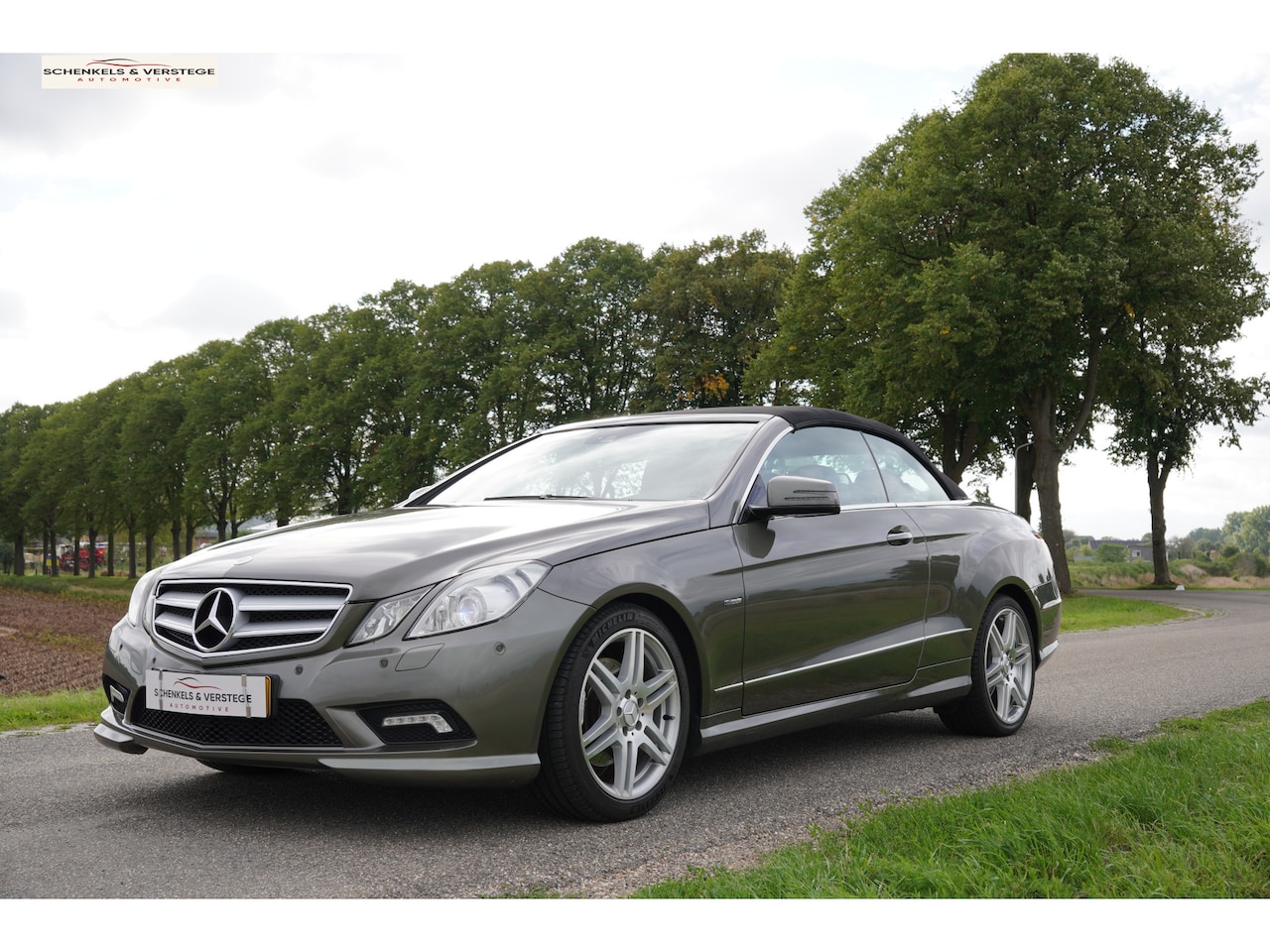 Mercedes-Benz E-klasse Cabrio - 250 CGI Elegance / AMG / Nekverwarming / - AutoWereld.nl