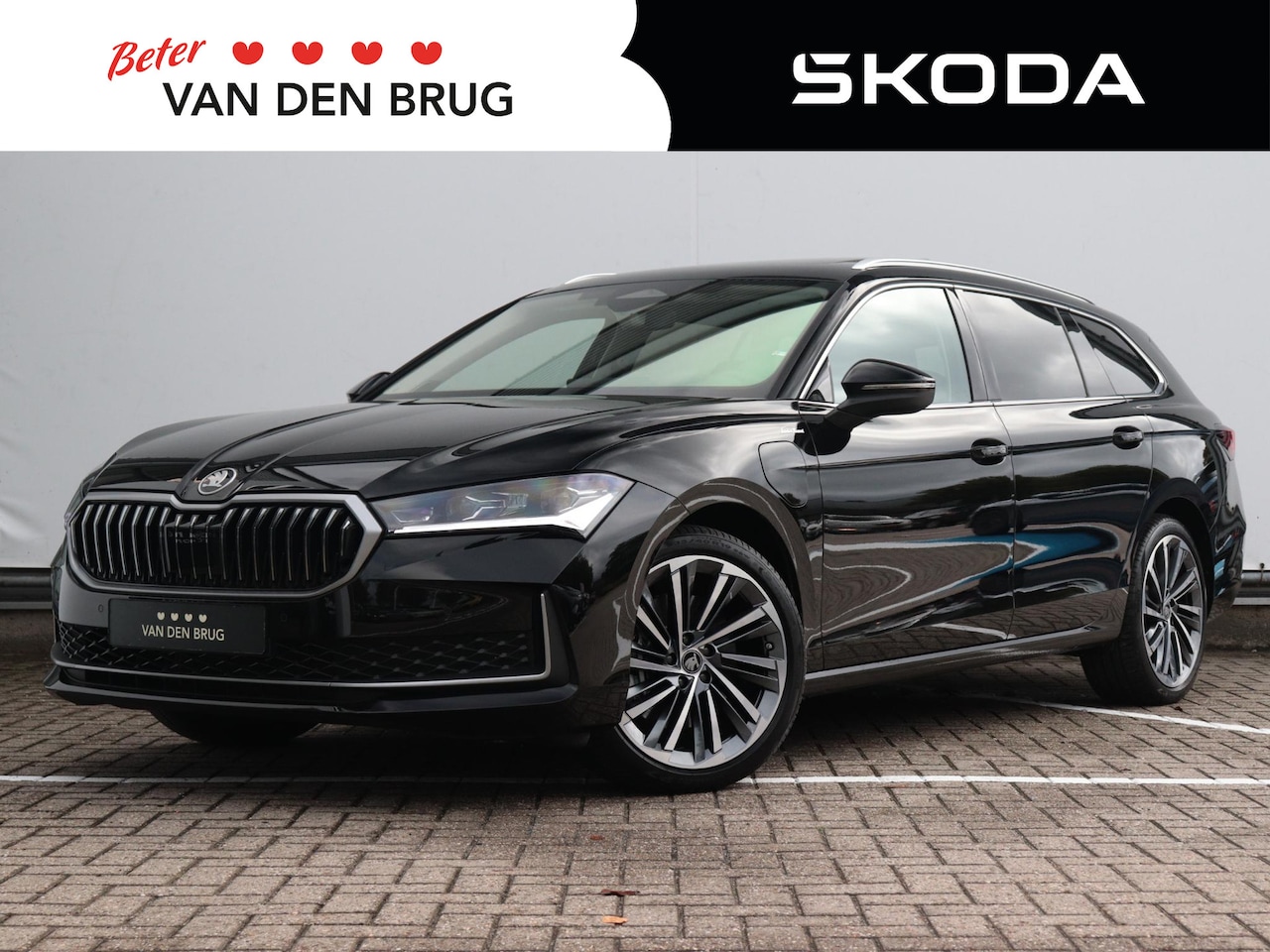 Skoda Superb - Laurin & Klement 1.5 TSI MHEV | Trekhaak | Panoramadak | Stoelkoeling/Verwarming | Massage - AutoWereld.nl