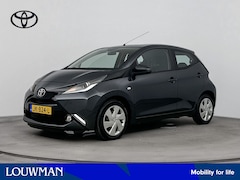 Toyota Aygo - 1.0 VVT-i x-play | Airco | Cruise Control | Achteruitrijcamera | Onderweg-naar-dealer
