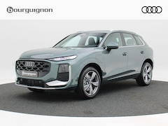 Audi Q3 - e-hybrid | S edition | 272 PK Hatchback | 19 inch | Privacyglas | Matrix Led |