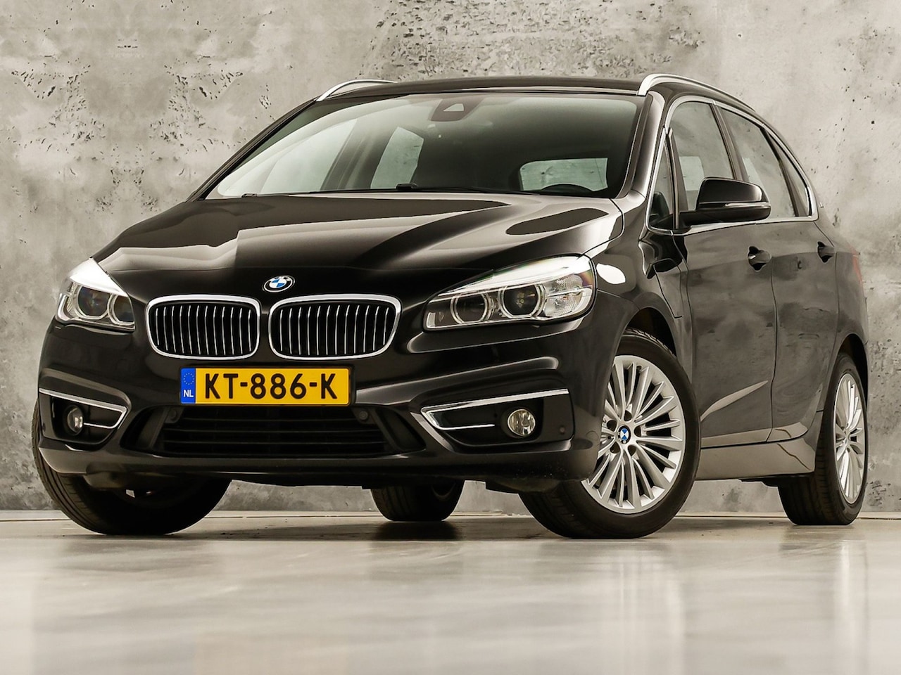 BMW 2-serie Active Tourer - 225xe Sport High Executive xDrive 225Pk Automaat (GROOT NAVI, SOH 89,7%, HEAD-UP DISPLAY, - AutoWereld.nl