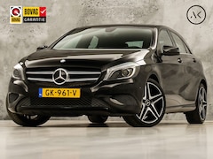 Mercedes-Benz A-klasse - 180 AMG Sport Automaat (NAVIGATIE, LEDER, STOELVERWARMING, SPORTSTOELEN, ZWART HEMEL, PARK